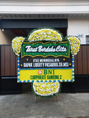 Papan Bunga Duka di Subur