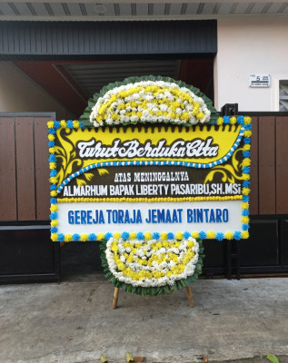 Papan Bunga Duka di Subur